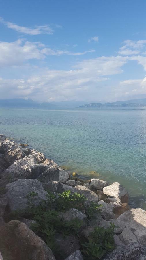 Giulietta E Romeo Bed & Breakfast Peschiera del Garda Exterior photo